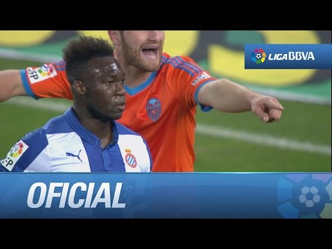 Jugadón y chut a bocajarro de Caicedo para el paradón de Alves