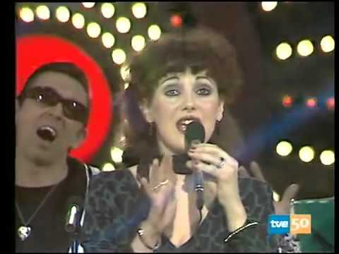 Rocky Sharpe and The Replays - I will follow him.mp4