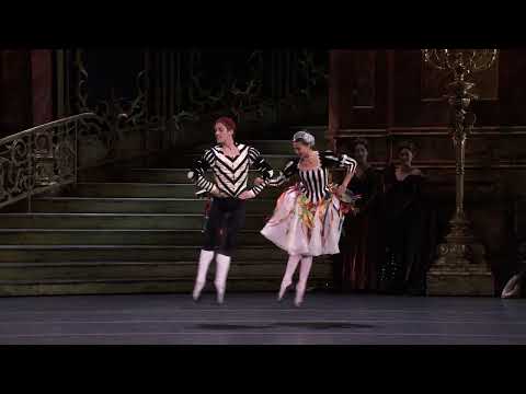 Swan Lake - Neapolitan Dance (The Royal Ballet)