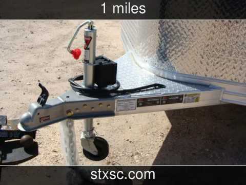 2017 FEATHERLITE 8107 LIVESTOCK CATTLE  New Rvs - CONROE,TX - 2016-11-13