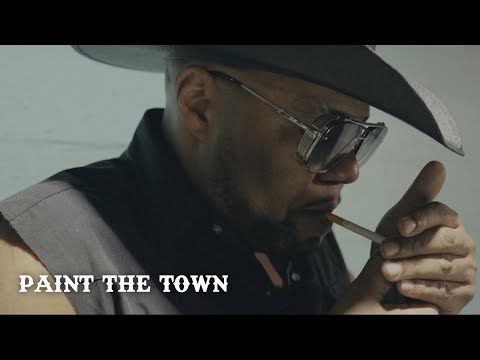Dezi 5 - PAINT THE TOWN (Official Music Video)
