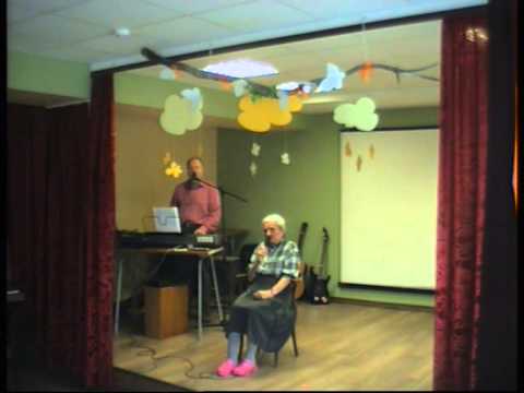 Cekulaina zīle dzieda