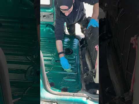 Nettoyage d’un coffre qui revient de loin 😶‍🌫️ #nettoyageauto #detailing #cleaning