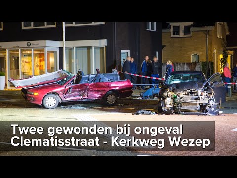 Twee gewonden bij ongeval Clematisstraat - Kerkweg Wezep - ©StefanVerkerk.nl