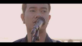 Video thumbnail of "ដឹងទេថានឹក​? Deng te tha Nek By KDo P-Sand ( Official MV )"