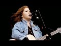 Kirsty MacColl - There's A Guy Works Down The Chip Shop Swears He's Elvis (Live at Glastonbury 1992)