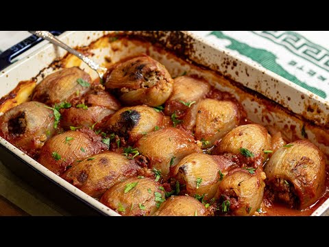 Greek Stuffed Onions: Salatourmasi