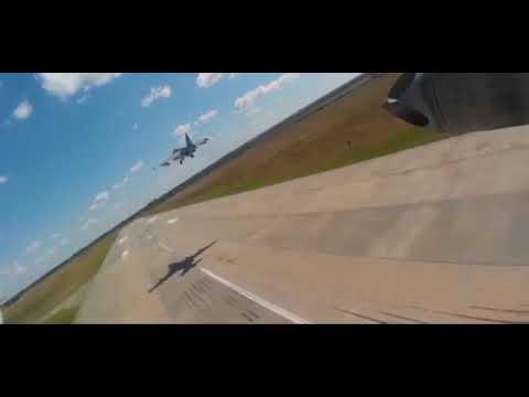 🇬🇧Russian Su-25SM attack aircraft are working near Izyum in Kharkiv region #ukraine #russian #su25