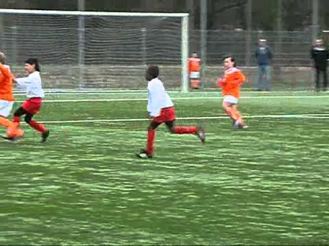 Oranje Wit F2 - Unitas F1  15-01-2011  uitslag 1 - 8.wmv