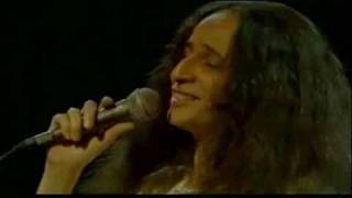 Maria Bethânia e Chico César - Dona do Dom - Show 35 Anos