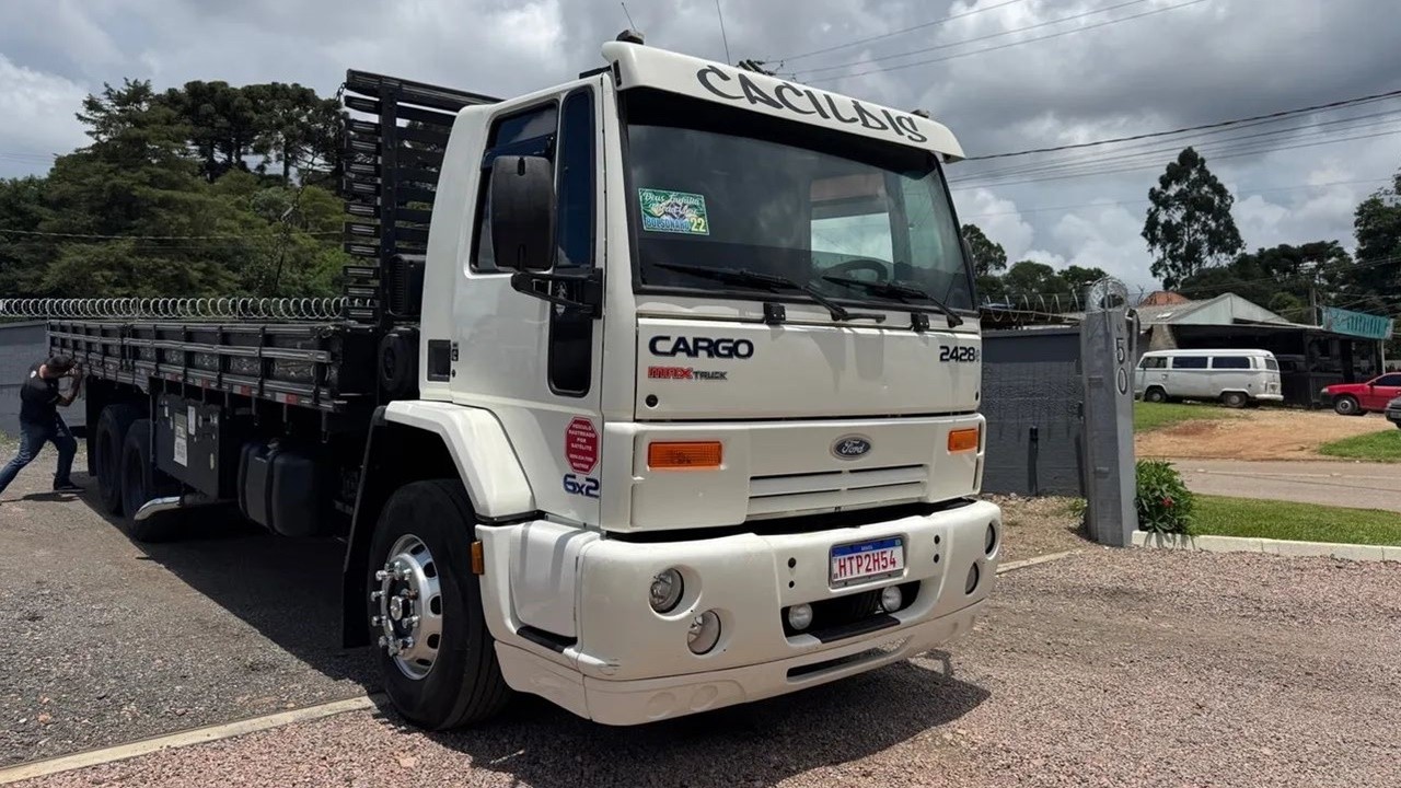 TRUCKS FOR SALE FROM 38 THOUSAND