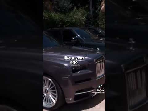 Kylie shows Kim her pink rolls Royce 😎 #shorts