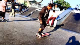 Crazy Skateboard Tricks from TheWavvy Prince
