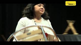 GETTING CLOSE WITH PSYCHOLOGIST – Art Performance as Therapy