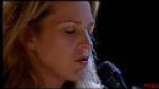 Diana Krall - A Case of You [Live] (Joni Mitchell cover)