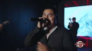 Más Alto Que El Everest Lyrics English Translation