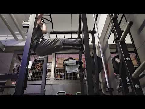 L-Sit Pull Up #Pullup #gym #workout 