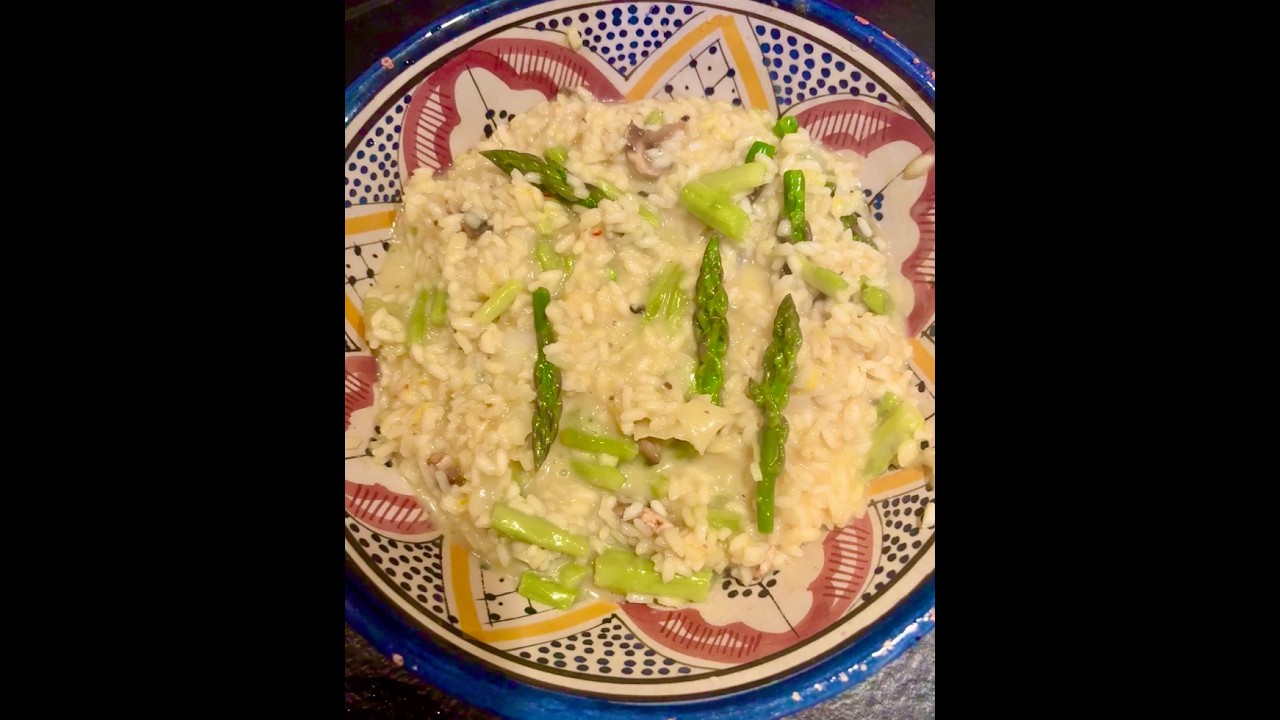 Voir la vidéo du risotto crémeux aux asperges et au safran