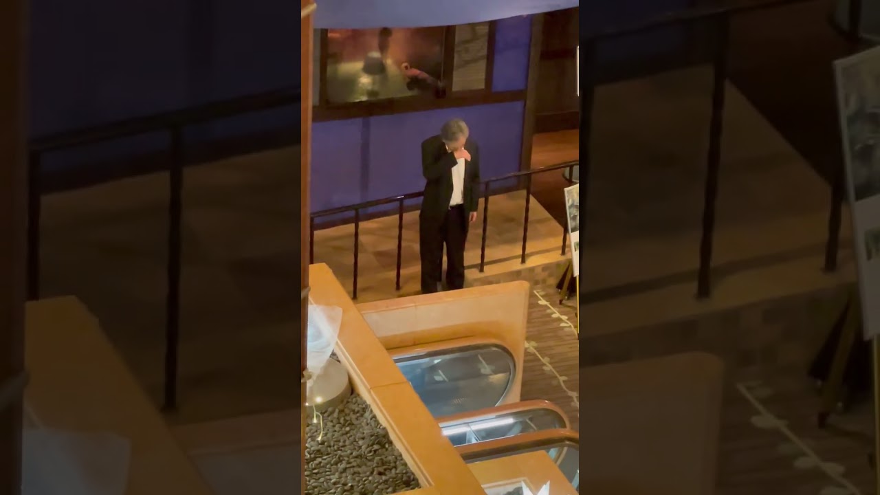 #警察#酔っ払い #ゾンビ#ゾンビモード #shorts明日は我が身#ストロング#おもしろ #おもしろ動画