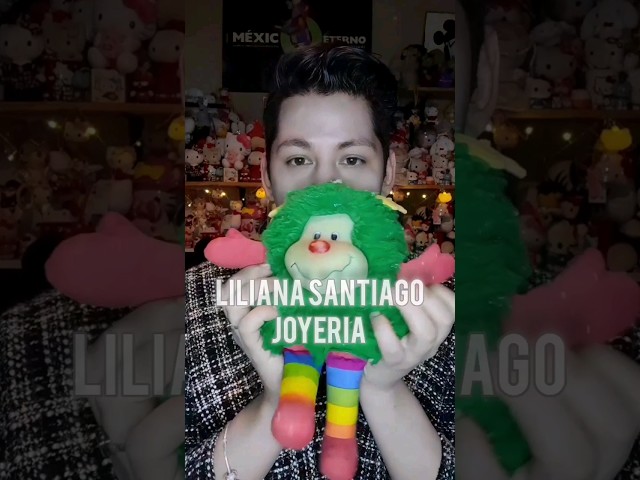 Vídeo relacionado con Mikovivi 80s 90s Pendientes Neon Colgantes para Mujeres, Acrílico Retro Pendientes Forma Casete Joyería Retro Brillantina para Outfits 80s 90s Fiestas Glow Halloween Festivales Música