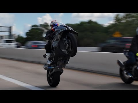 BMW S1000RR VOLLGAS