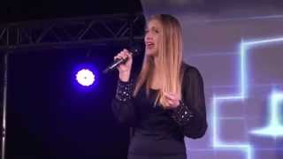 CARAVAN OF LOVE – PIXIE LOTT performed by FRANCESCA at TeenStar singing contest