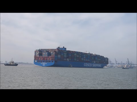 Heavily laden CSCL Atlantic Ocean arrives to the Port of Felixstowe   6th May 2022
