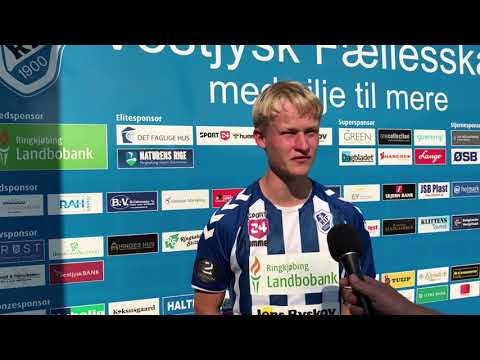 Christian Pinholt scorede et fremragende mål i sæsonpremieren mod OKS