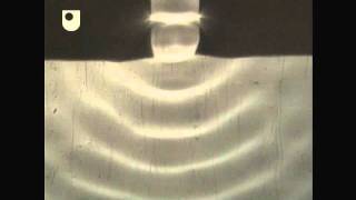 Apertures and Diffraction - Exploring Wave Motion (3/5)