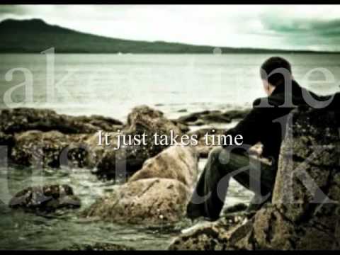 download lagu mp3 mp4 Broken Hearted Me, download lagu Broken Hearted Me gratis, unduh video klip Broken Hearted Me