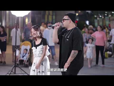 《感谢你曾来过》这歌不简单！小哥哥一开口，路人直接惊呼！