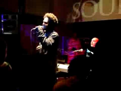 OsKeyz guest performance with Dwele in London, UK (2006)