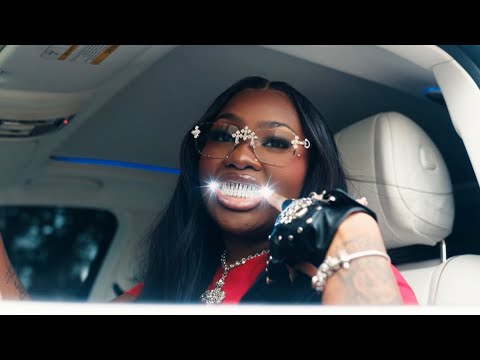 Gloss Up X Dubba-AA - Glossy (Official Music Video ) 