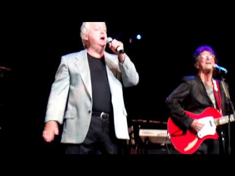 Up On The Roof - Tom Doody (Cryan Shames) & The Ides of March