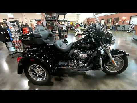 2020 Harley-Davidson Tri Glide® Ultra in Mauston, Wisconsin - Video 1