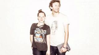 Sylvan Esso - Uncatena