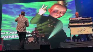 INSPIRAL CARPETS - Keep That Circle Around