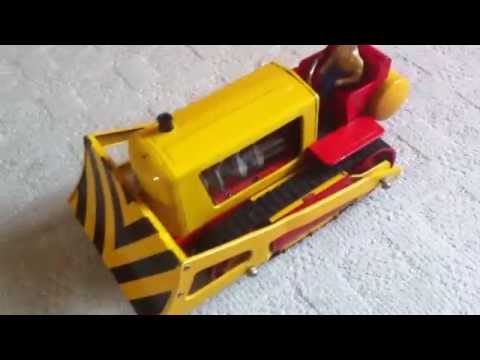 Gescha Raupe Imperator 751 P mit Dieselfass