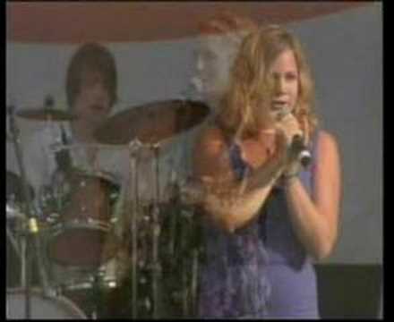 Amanda Holmberg - Samma sort