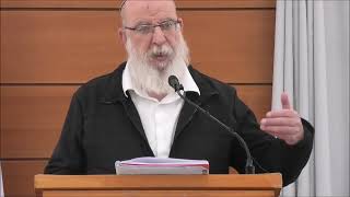 כבוד השיבה מזרז את הגאולה [פרשת שמות] | הרב אליעזר קשתיאל (ישיבת בני דוד) - התמונה מוצגת ישירות מתוך אתר האינטרנט יוטיוב. זכויות היוצרים בתמונה שייכות ליוצרה. קישור קרדיט למקור התוכן נמצא בתוך דף הסרטון