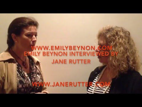 Principal flutist Emily Beynon interview re flute practice, orchestral auditions
