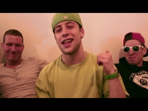 WHAT AN APE - Crash Bundy feat. Cef Hope