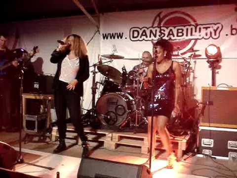 Enicé Mokamba & Dansability Belgian coverband - Basement Jaxx Red Alert cover 2013