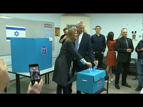 Netanyahu's main challenger Benny Gantz casts his ballot | AFP