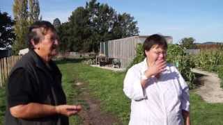 preview picture of video 'Aunty's community garden, WAIPATU MARAE'