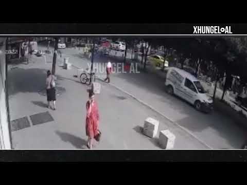 Xhungel - Aksident tek Treni, makina hedh ne ajer te moshuarin