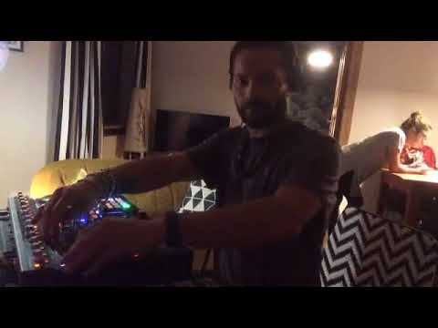 Motoe Haus   NI Berlin Traktor Sessions