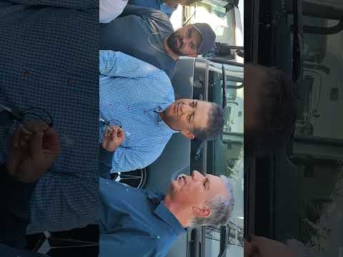 Entrega das máquinas com o deputado Cobra em Jaguapitã/PR