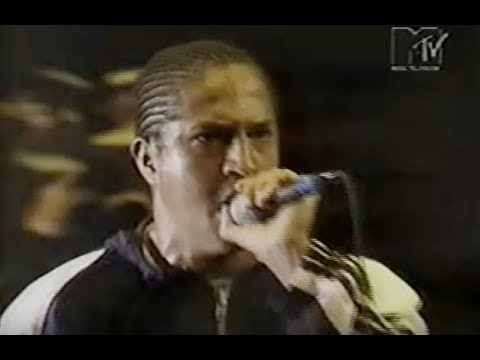 Racionais "Fórmula Mágica Da Paz" Ao Vivo [Imagem Perfeita] 300 Anos De Zumbi [1995]