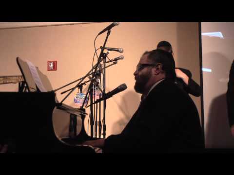 Yossi Green sings "Miracles" at RCCS